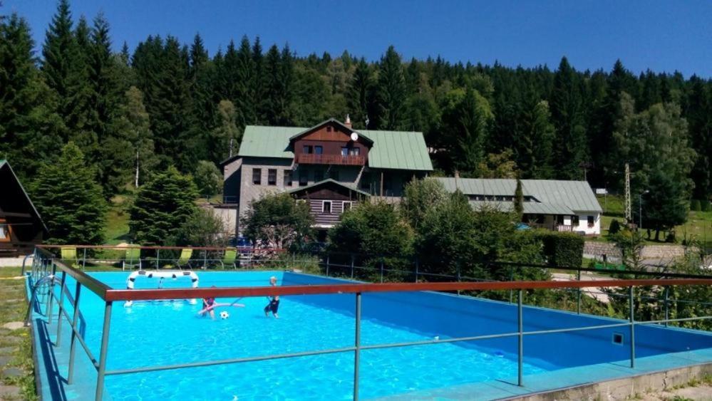 Hotel Maredis Rero Korenov Exterior photo