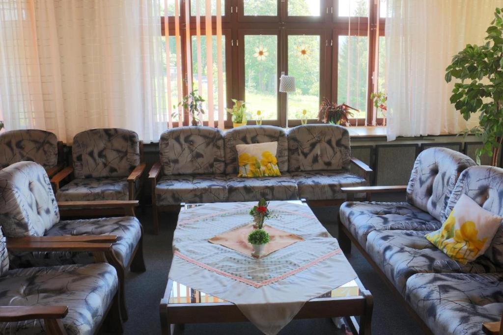 Hotel Maredis Rero Korenov Exterior photo